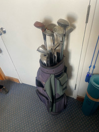 Right Handed Golf clubs and bag