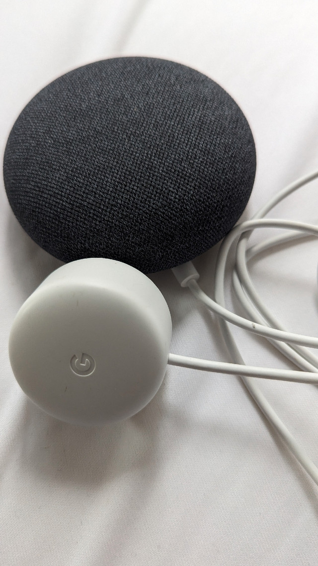 Google Home Mini in Speakers, Headsets & Mics in Kitchener / Waterloo