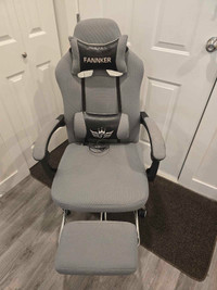 Gaming/office chair 