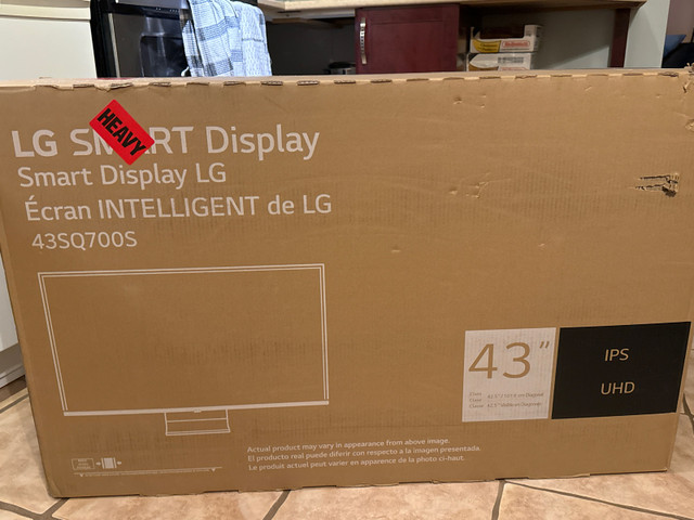 43 inch LG Smart Display IPS UHD “43SQ700S” dans Moniteurs  à Ouest de l’Île