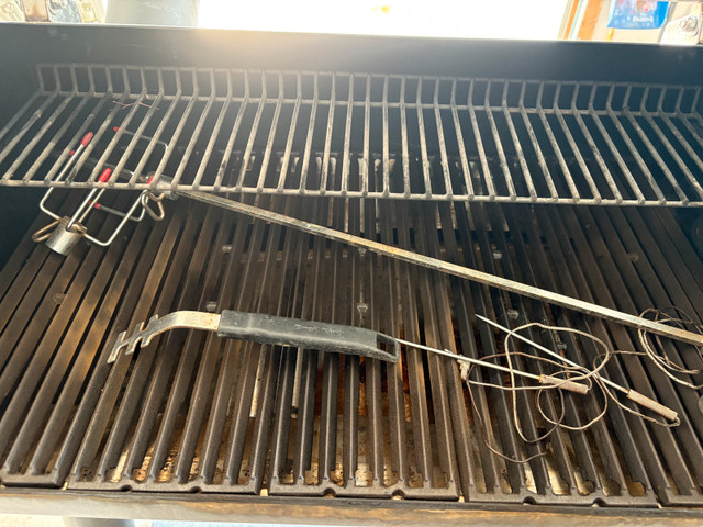 Broil King Pellet Smoker in BBQs & Outdoor Cooking in St. Catharines - Image 4