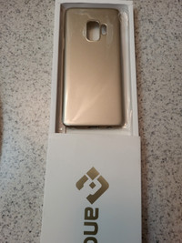 Gold Samsung Galaxy S9 Phone CaseNever used
