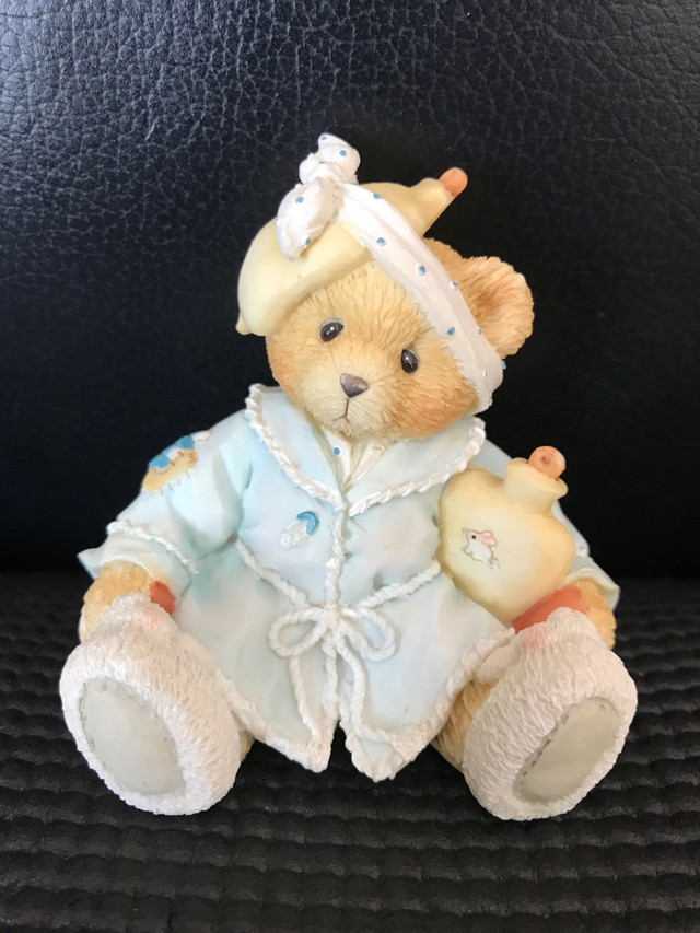 Cherished Teddies-“Kiss The Hurt and Make It Better”  in Arts & Collectibles in Bedford