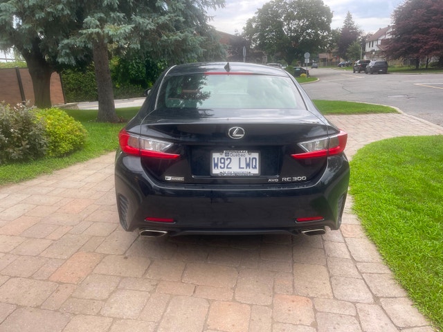 LEXUS RC300 F Sports — photo 2