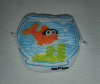Sesame St Elmo’s World Dorothy Goldfish in Fish Bowl Squeak Toy