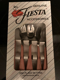 Fiesta Accessories - One place setting, dishwasher safe.