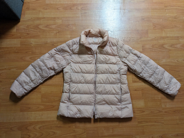 Uniqlo Ultra Light Down Jacket - Women's Large in Women's - Tops & Outerwear in Edmonton