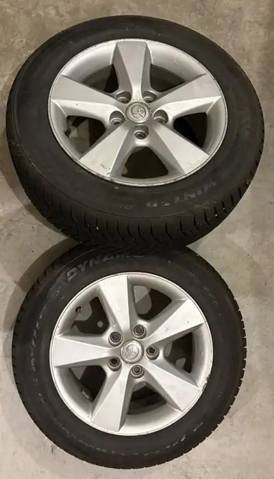 Lightly used, one season old winter tires on OEM Toyota rims. (Set of 4 - 215/60/16) 5*114.3 bolt pa...