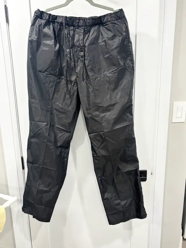Men’s Size Large splash pants Athletic Works in Men's in Oakville / Halton Region - Image 2