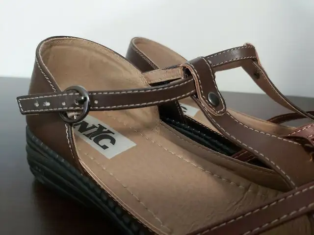 NYC Stacey Women's Enclosed Sandal Shoes - Size 9 - New in Box in Women's - Shoes in City of Toronto - Image 9