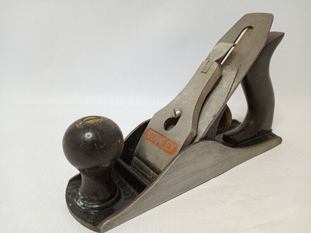 Vintage Stanley Bailey No. 4 Corrugated Wood Plane in Other in Kitchener / Waterloo - Image 2