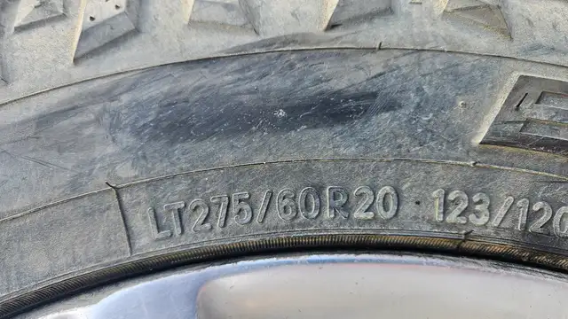 Ram 1500  Laramie Longhorn 20" Aluminum Rims in Tires & Rims in Whitehorse - Image 3