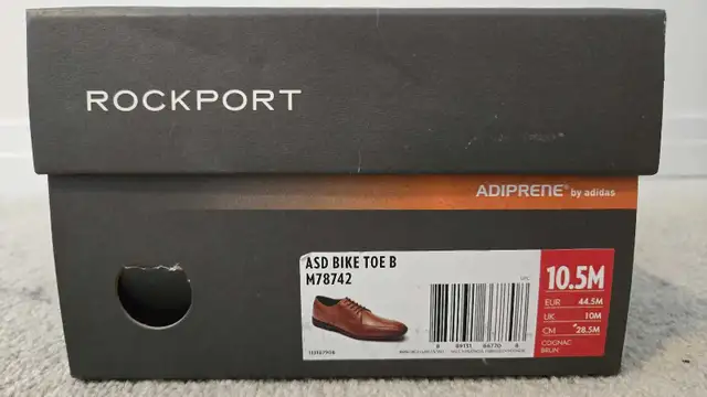 Rockport Leather Dress Shoes in Men's Shoes in Markham / York Region - Image 5