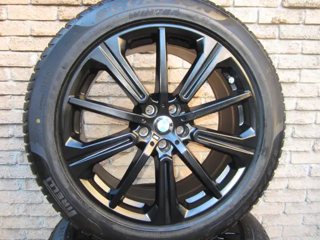 Like new  BMW X5 X6 OEM 20" winter snow wheel package style 748M in Tires & Rims in Oakville / Halton Region - Image 7