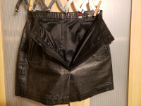 Korean vintage leather shorts, fully lined, w deep pockets. 2 US