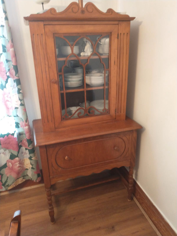 China cabinet in Hutches & Display Cabinets in City of Halifax