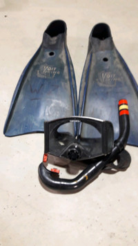 Vintage LG voit fins and scuba pro mask and snorkel