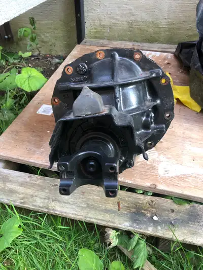 9 inch centre section Plus lots of other parts inc Cobra Jet , interior, body parts for sale Contact...