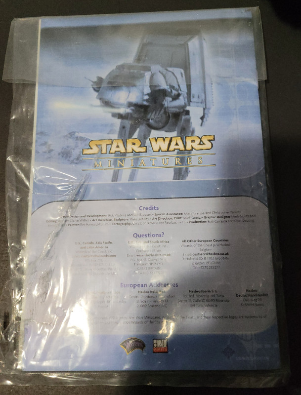 Star Wars Miniatures Colossal Pack AT-AT Imperial Walker in Toys & Games in Ottawa - Image 2