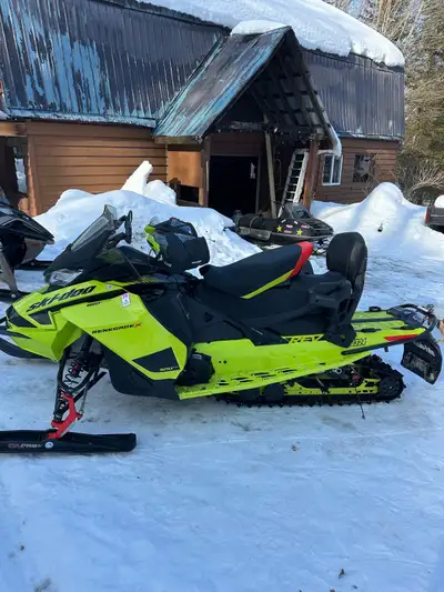 2020 skidoo 850X. Sled is in good shape and runs great. Only 7400km. 2 up seat and backrest, back up...