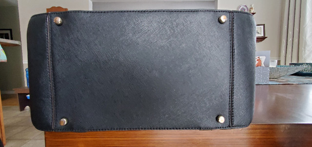 Kate Spade tote (black) Comes with original dust bag. | Women's - Bags &  Wallets | Ottawa | Kijiji