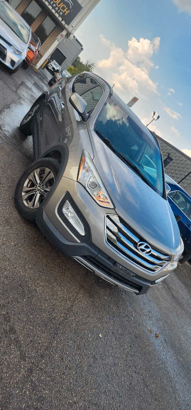 Hundai santafe  2014 sport  in Cars & Trucks in Oakville / Halton Region - Image 2