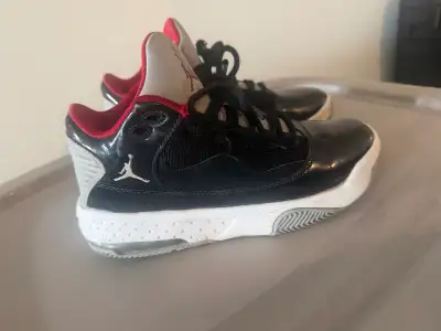 Nike Air Jordan Basketball Shoes – Youth Size 4.5 , View more
