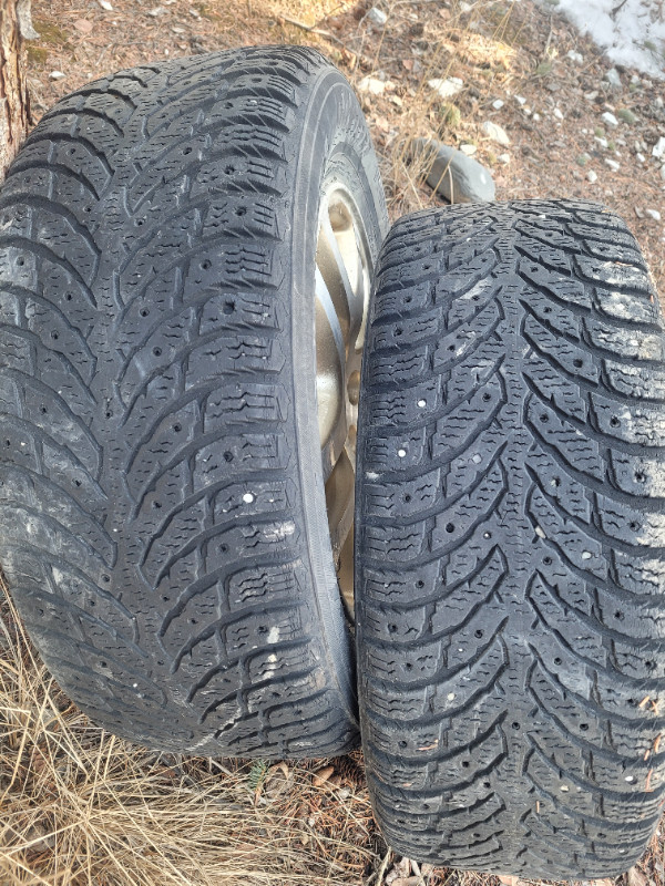 Subaru studded tire on alloy rims x2 in Tires & Rims in Whitehorse - Image 4
