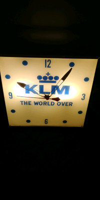 Horloge lumineuse électrique KLM