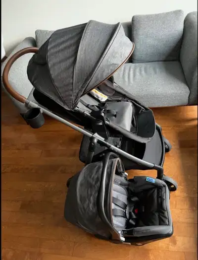 Graco Pivot Xplore Strollert Car seat, View more