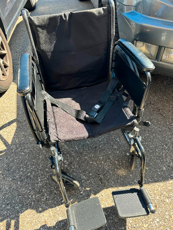 Drive Medical Folding Transport Wheelchair Mavis Rd and 401 in Health & Special Needs in Mississauga / Peel Region - Image 2