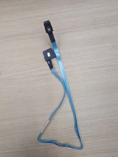 HP DL380 Gen9 P840 SAS Cable 784626-001 (24091222)