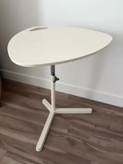 Table d'appoint IKEA, View more