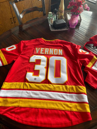Mike Vernon Signed Calgary Flames Jersey 