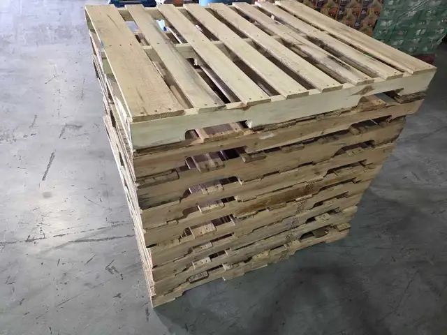 We have hundreds in stock 48x40 wood! PLASTIC 43x43 AND MORE in Storage & Organization in Mississauga / Peel Region - Image 8