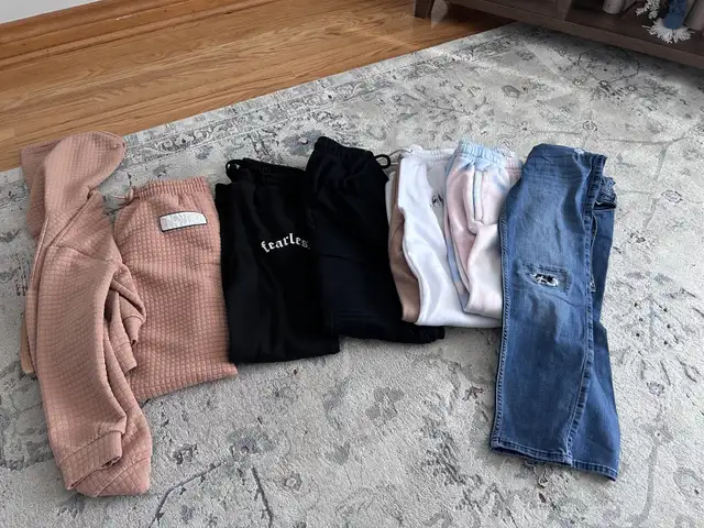  sweatpants and overalls  in Kids & Youth in Mississauga / Peel Region - Image 2