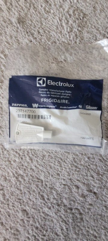 Frigidaire Freezer Key (Model # 297147700) - Brand New! in Freezers in City of Toronto - Image 2