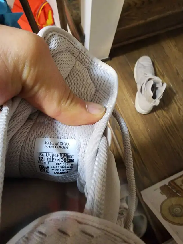 2017 Future x Reebok Furikaze 'Sandstone' in Men's Shoes in Oakville / Halton Region - Image 6