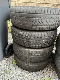 Winter tires 225/65R17