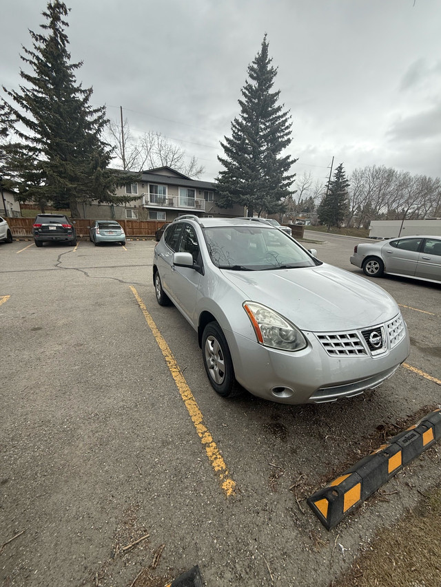 2010 Nissan Rogue S AWD in Cars & Trucks in Calgary
