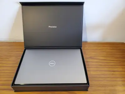 Dell Precision 5560 (I7-11800H/32gb/512gb SSD/RTX A2000), View more