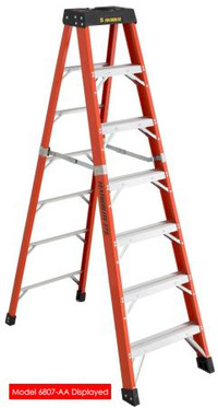 Featherlite Fiberglass 8 foot Ladder