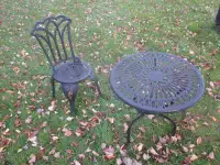 Table et chaise en métar