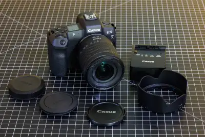 Canon EOS R with 24-105mm Lens