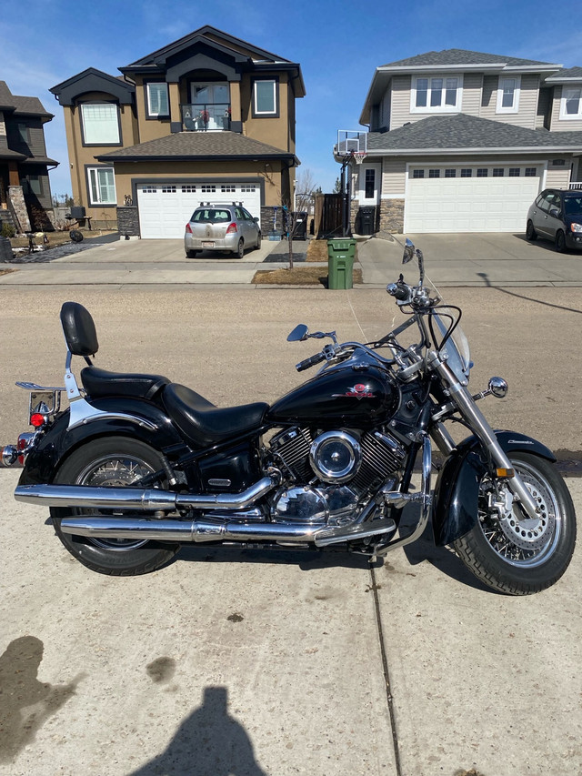 2001 Yamaha Vstar 1100 Classic in Street, Cruisers & Choppers in Edmonton