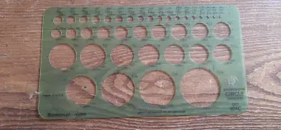 Lot de gabarits  Staedtler-Mars,  Buffalo, Selection et IBM, View more