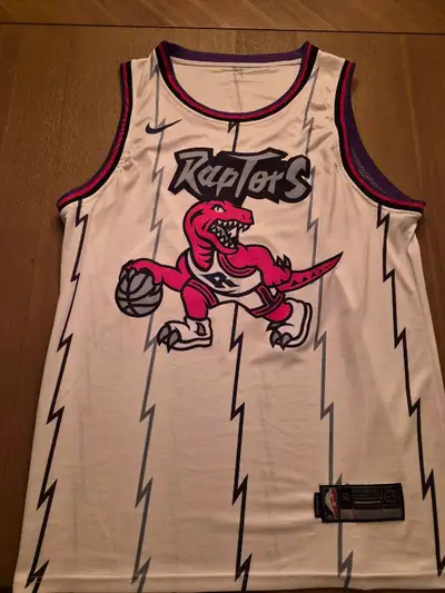 Raptors jersey, View more