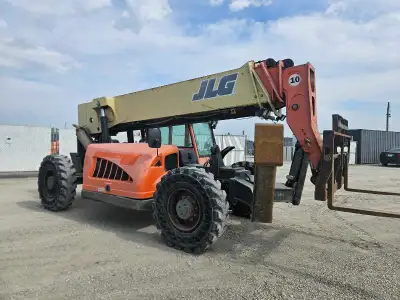 4 Cylinder Perkins diesel, 55 ft reach, 10,000 Ib lift, outriggers, 4 spd power shift, frame levelin...