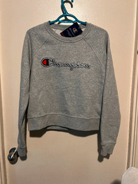 BNWT CHAMPION SWEATER