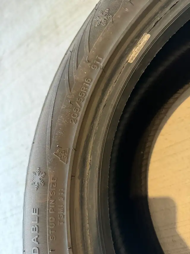 URGENT SALE -205 55 r16 -Winter Tires  (Like New) in Tires & Rims in Ottawa - Image 4